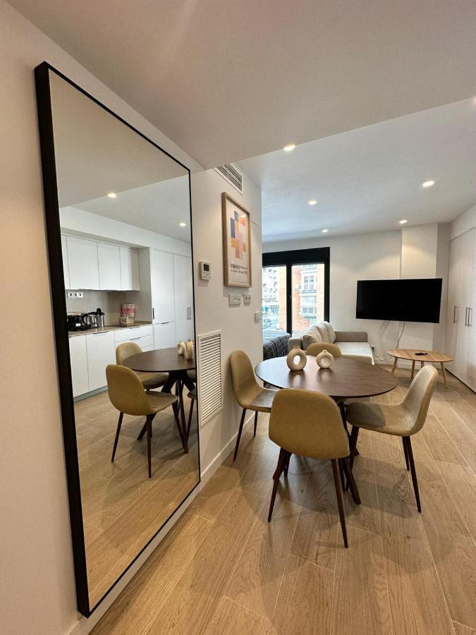 Castilla Luxury 2B Apartment マドリード エクステリア 写真